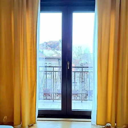 בוקרשט Classy Apartment With Parking In The City Center מראה חיצוני תמונה